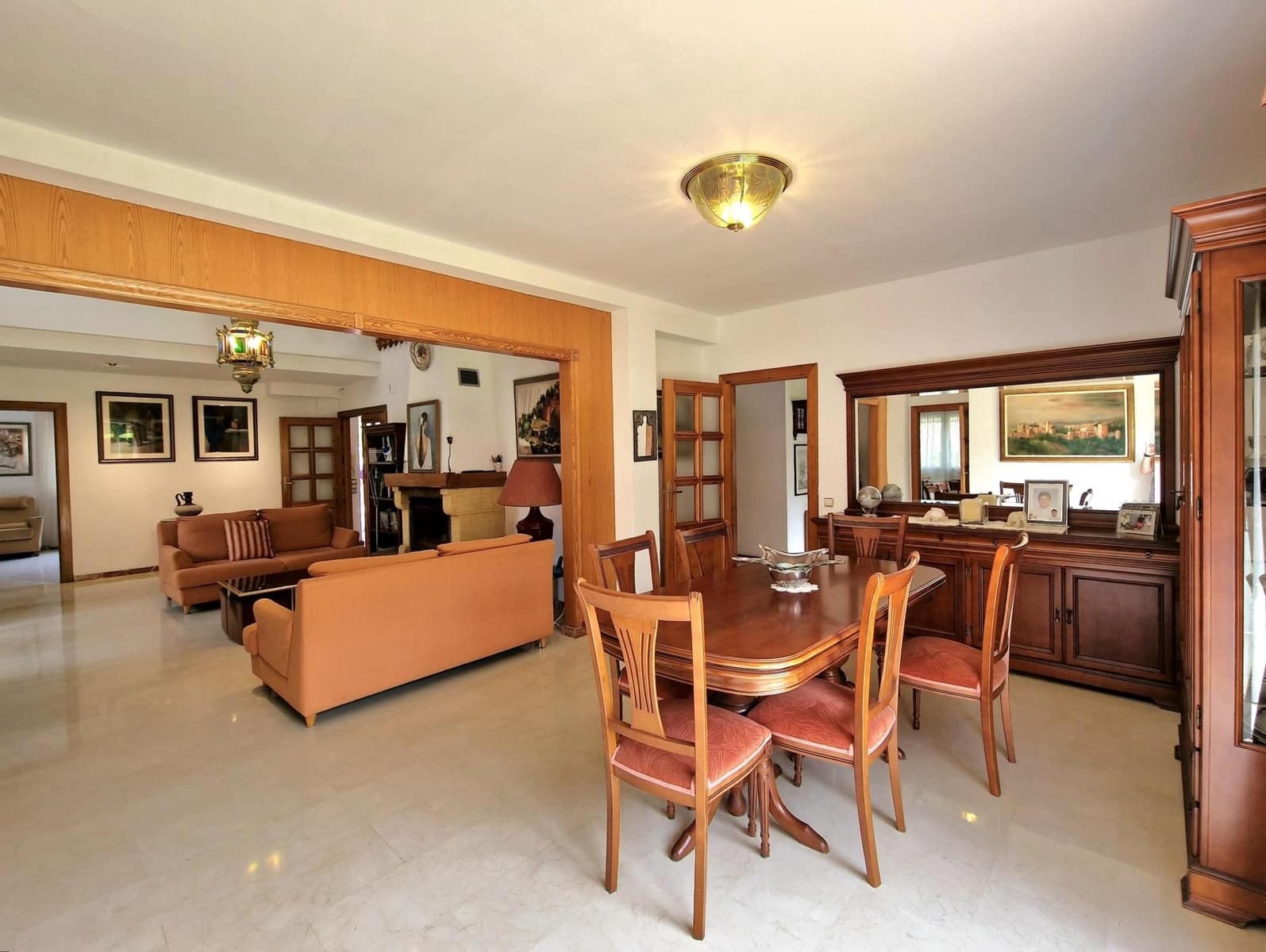 7 bedroom Villa for sale in Begues with garage - € 745,000 (Ref: 9301959)