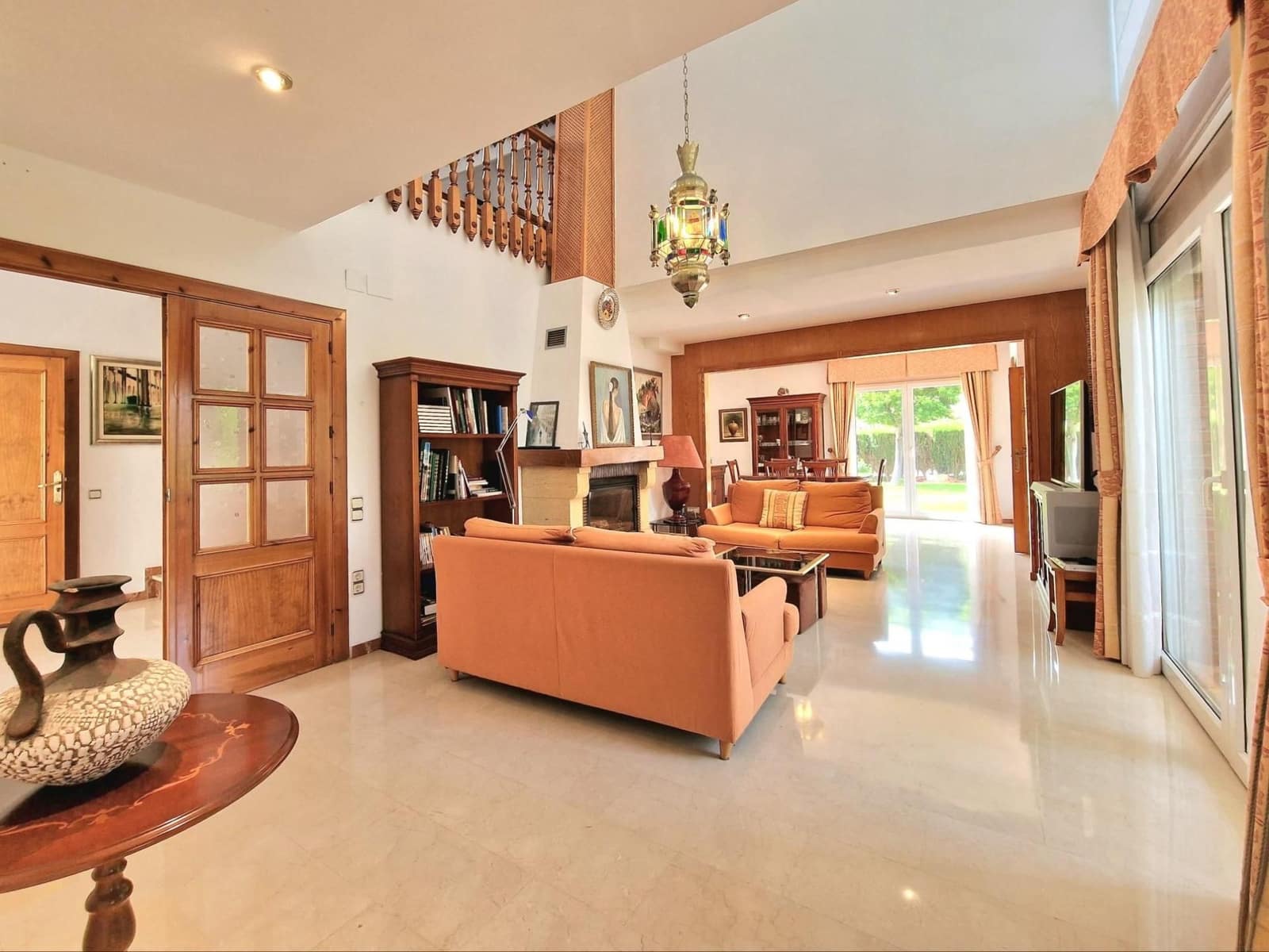 7 bedroom Villa for sale in Begues with garage - € 745,000 (Ref: 9301959)