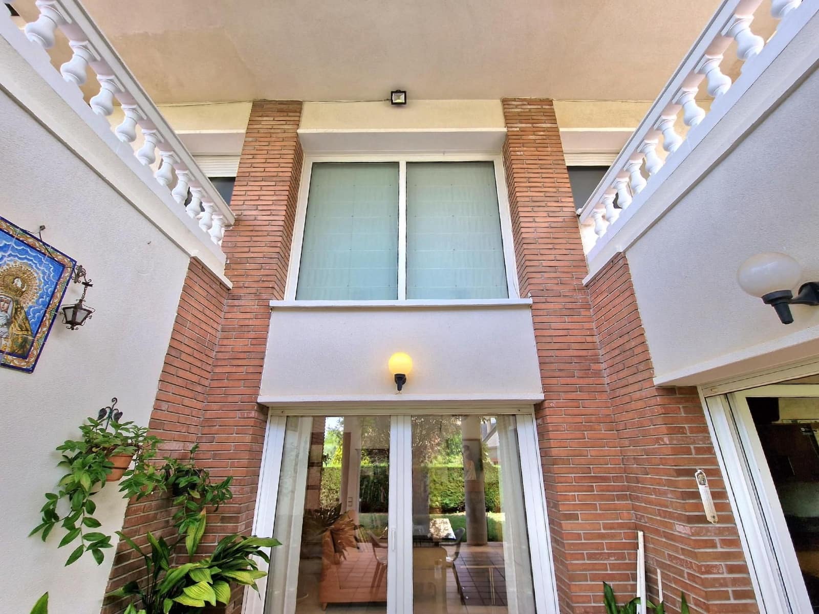 7 bedroom Villa for sale in Begues with garage - € 745,000 (Ref: 9301959)