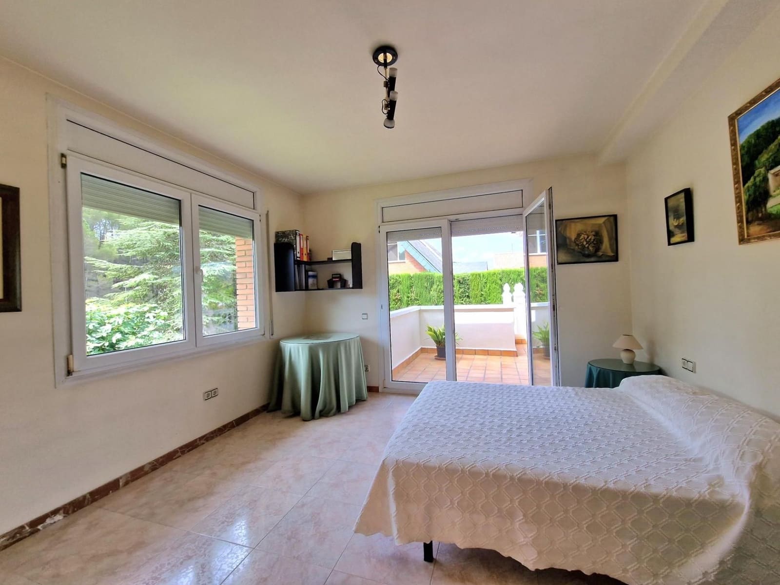 7 bedroom Villa for sale in Begues with garage - € 745,000 (Ref: 9301959)