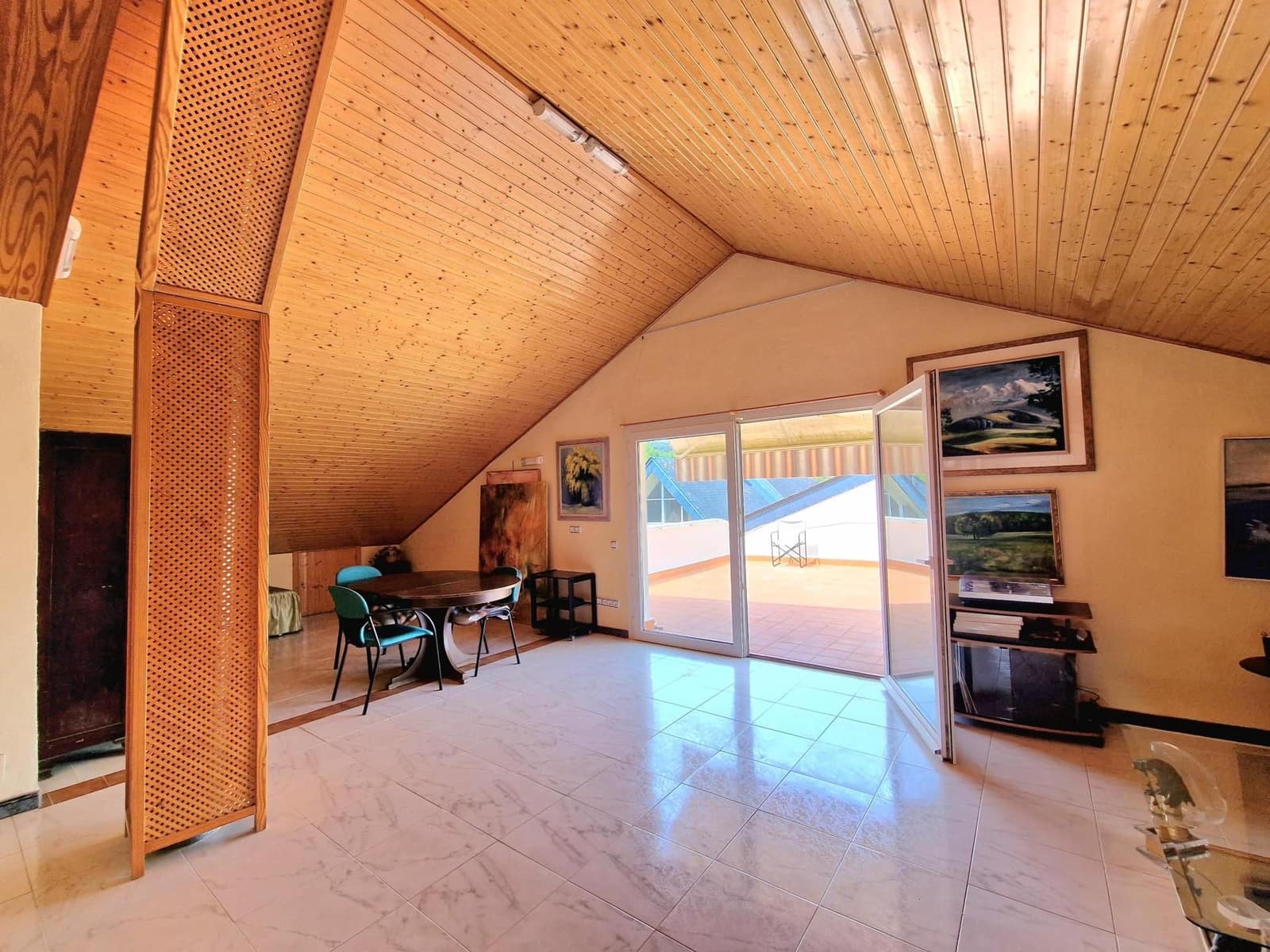 7 bedroom Villa for sale in Begues with garage - € 745,000 (Ref: 9301959)