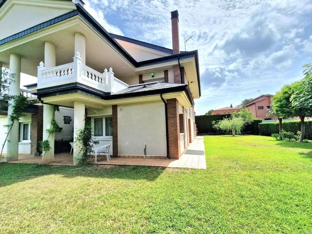 7 soverom Villa til salgs i Begues med garasje - € 745 000 (Ref: 9301959)