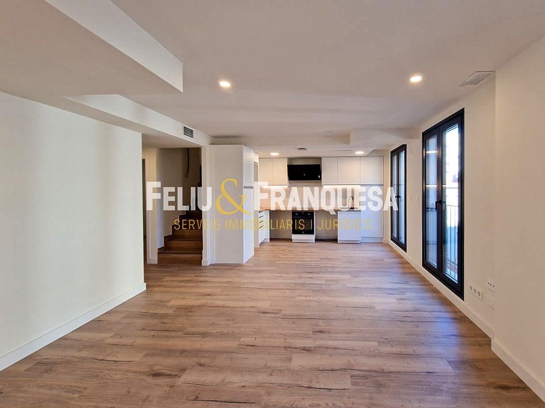 3 bedroom Penthouse for sale in Terrassa with pool - € 349,000 (Ref: 9346590)