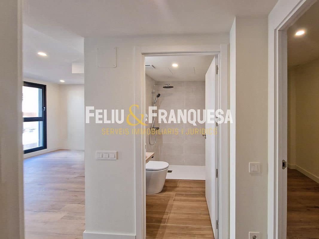 3 bedroom Penthouse for sale in Terrassa with pool - € 349,000 (Ref: 9346590)