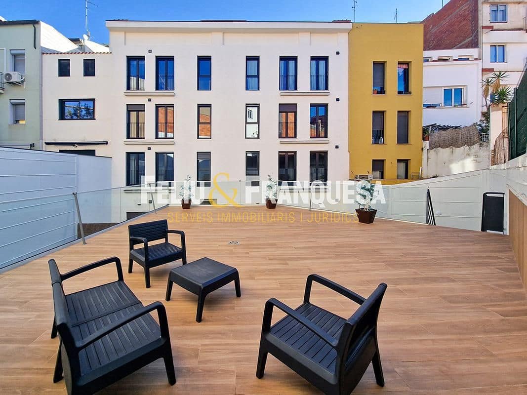 3 bedroom Penthouse for sale in Terrassa with pool - € 349,000 (Ref: 9346590)