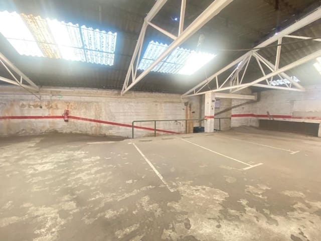 Garage til salg i Sant Cugat del Vallès - € 16.200 (Ref: 9353936)