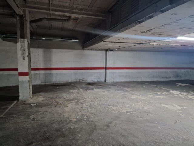 Garage à vendre à Sant Cugat del Vallès - 16 200 € (Ref: 9353936)