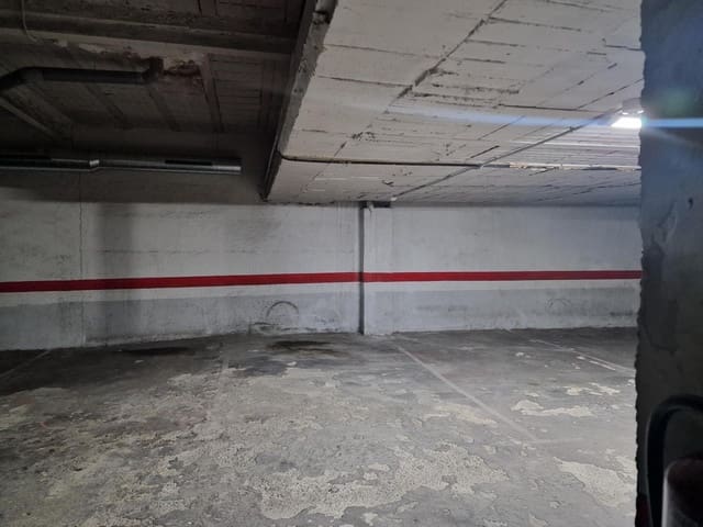 Garage à vendre à Sant Cugat del Vallès - 16 200 € (Ref: 9353936)