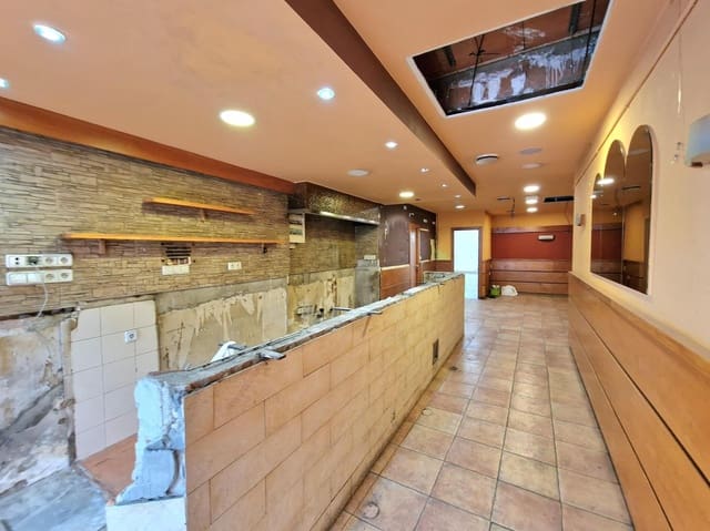 Commerciale da affittare in Sant Cugat del Vallès - 1.300 € (Rif: 9396818)