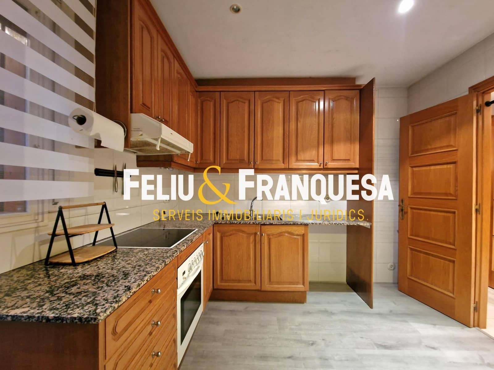 4 bedroom Flat for sale in Sant Cugat del Valles with garage - € 699,000 (Ref: 9401016)