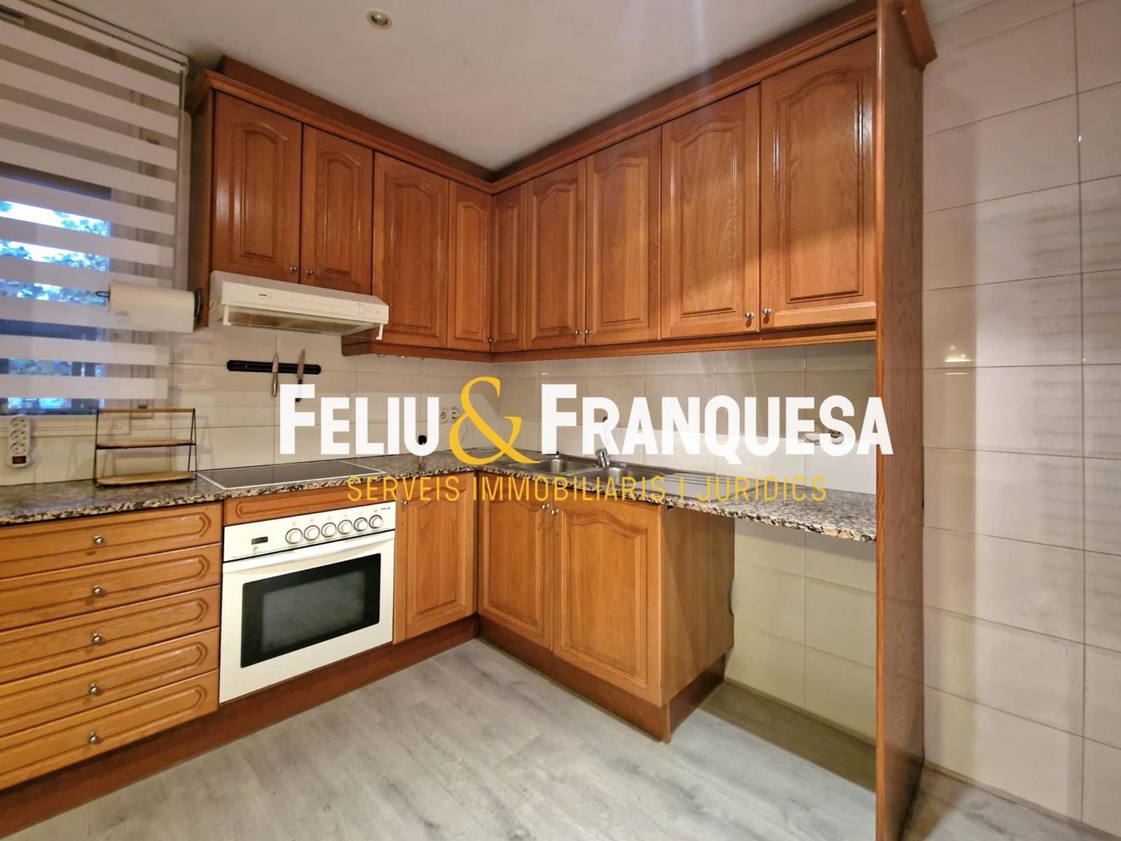 4 bedroom Flat for sale in Sant Cugat del Valles with garage - € 699,000 (Ref: 9401016)