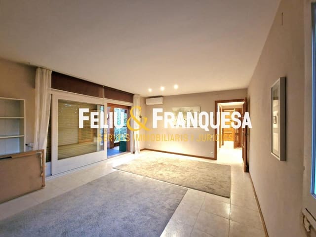 4 soveværelse Lejlighed til salg i Sant Cugat del Vallès med garage - € 699.000 (Ref: 9401016)