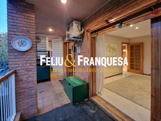 4 soveværelse Lejlighed til salg i Sant Cugat del Vallès med garage - € 699.000 (Ref: 9401016)