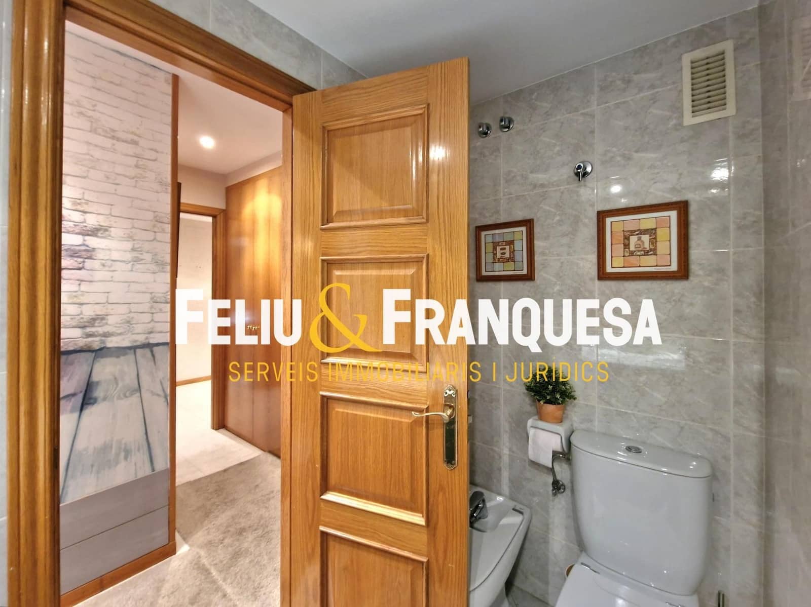4 bedroom Flat for sale in Sant Cugat del Valles with garage - € 699,000 (Ref: 9401016)