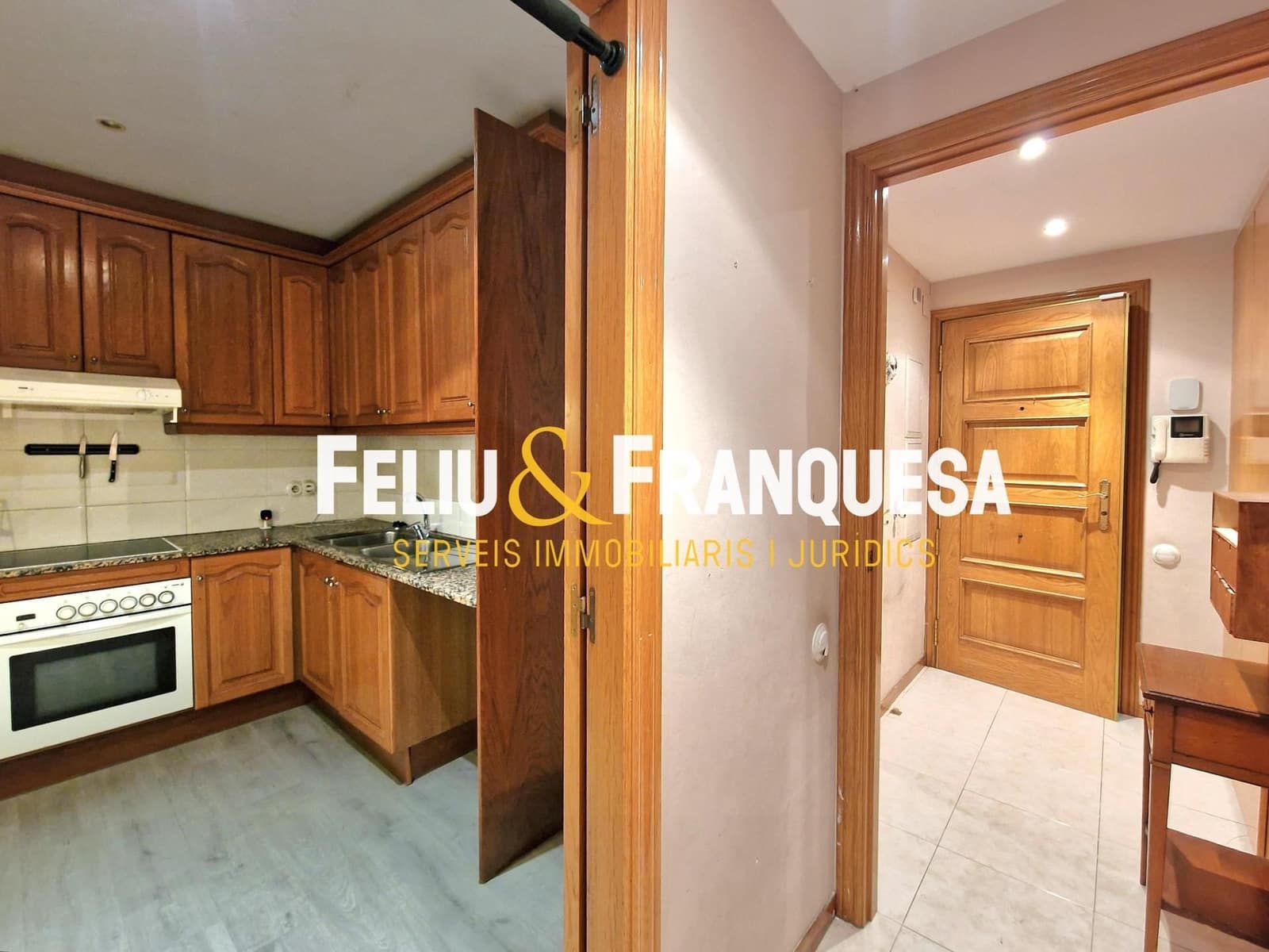 4 bedroom Flat for sale in Sant Cugat del Valles with garage - € 699,000 (Ref: 9401016)