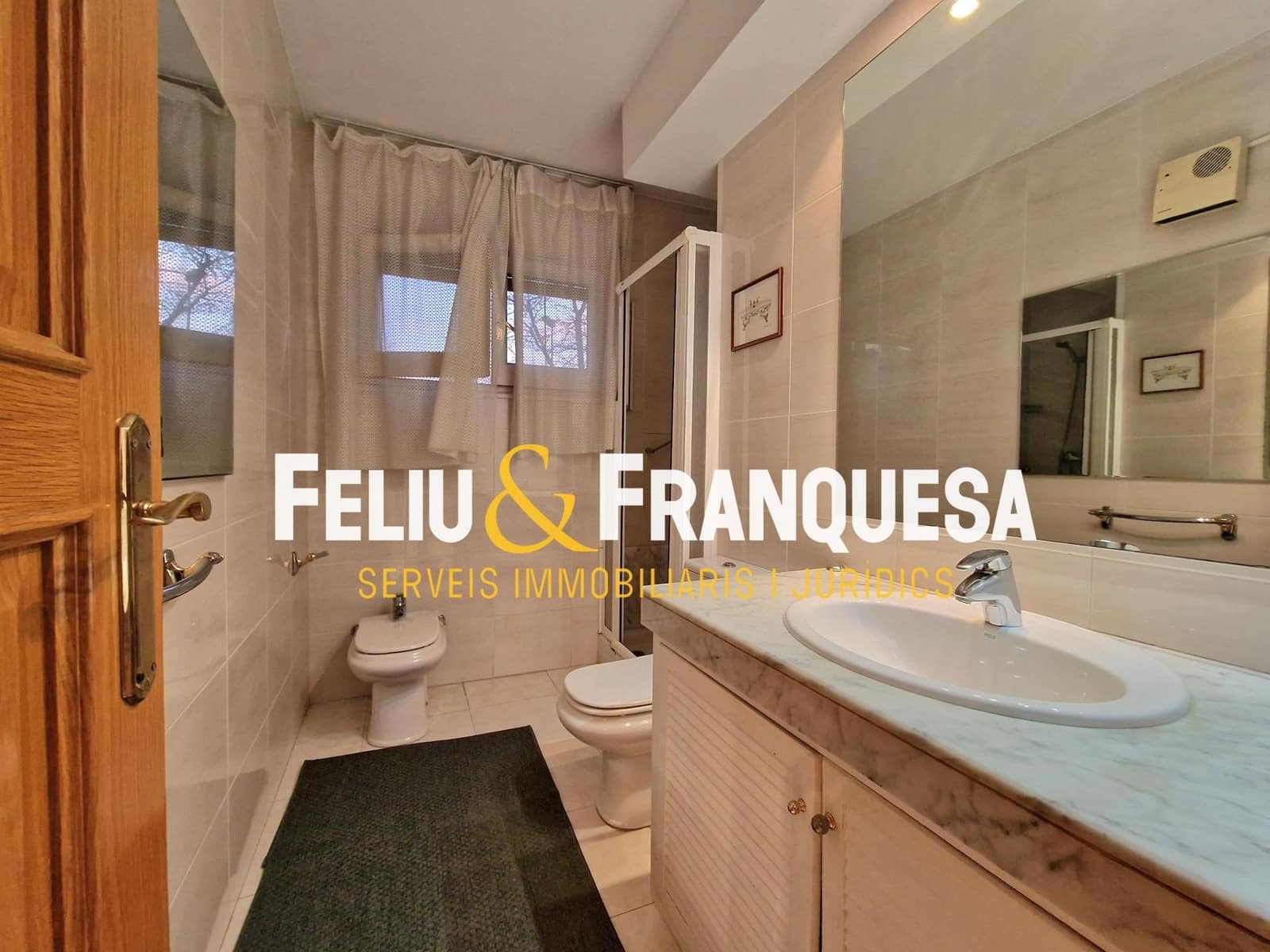 4 bedroom Flat for sale in Sant Cugat del Valles with garage - € 699,000 (Ref: 9401016)