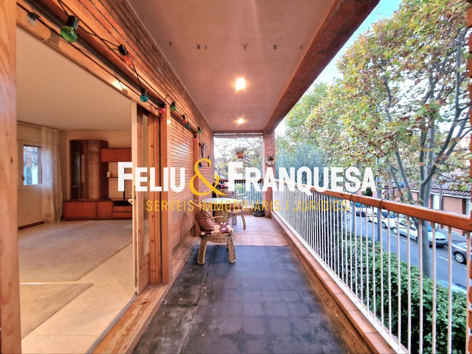 4 bedroom Flat for sale in Sant Cugat del Valles with garage - € 699,000 (Ref: 9401016)