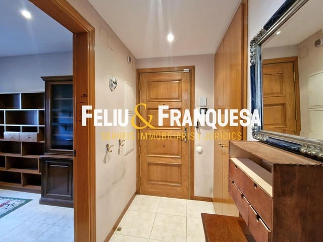 4 makuuhuone Asunto myytävänä paikassa Sant Cugat del Vallès mukana 
autotalli - 699 000 € (Ref: 9401016)