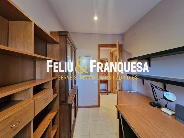 4 makuuhuone Asunto myytävänä paikassa Sant Cugat del Vallès mukana 
autotalli - 699 000 € (Ref: 9401016)