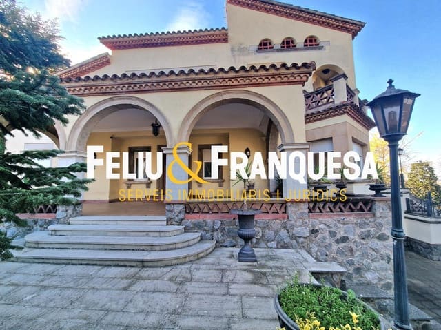 7 makuuhuone Huvila myytävänä paikassa Mira-Sol, Sant Cugat del Vallès mukana uima-altaan 
autotalli - 1 600 000 € (Ref: 9438939)