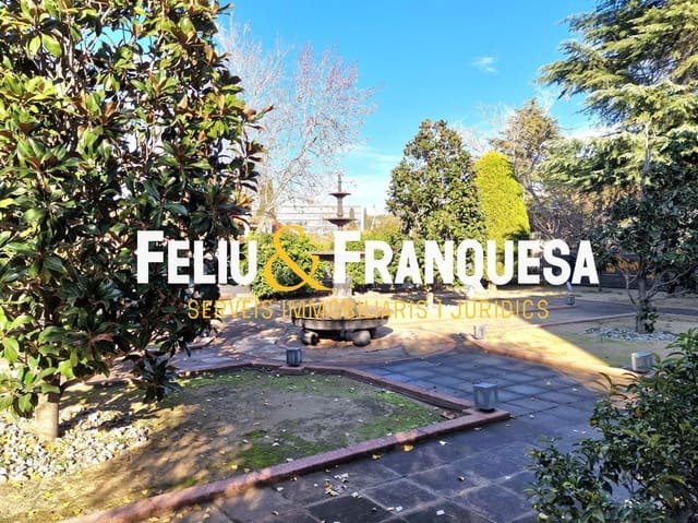 7 makuuhuone Huvila myytävänä paikassa Mira-Sol, Sant Cugat del Vallès mukana uima-altaan 
autotalli - 1 600 000 € (Ref: 9438939)