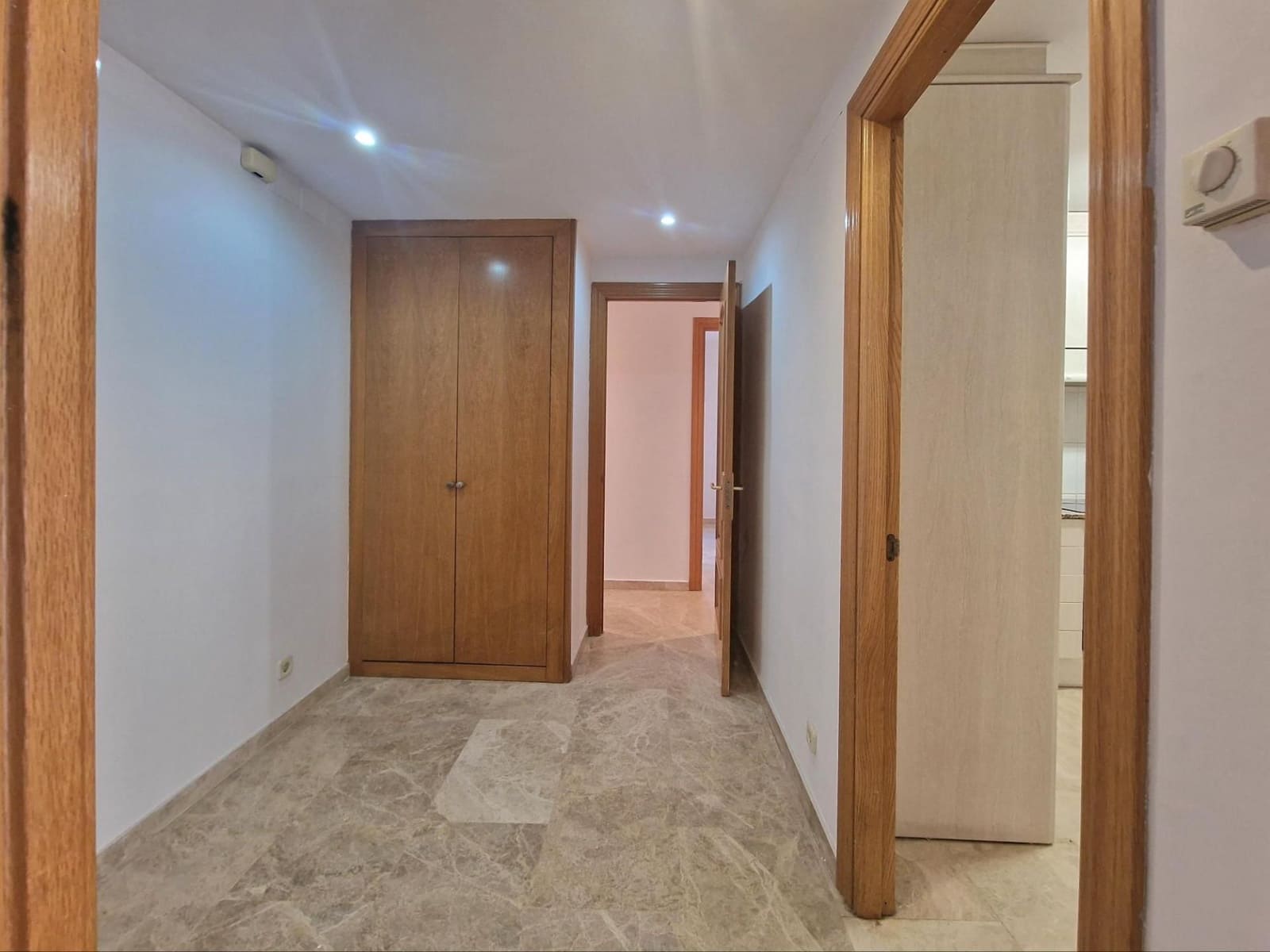 5 bedroom Penthouse for rent in Sant Cugat del Valles with pool garage - € 1,990 (Ref: 9451389)