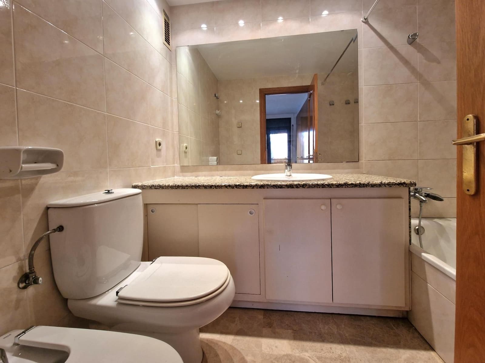 5 bedroom Penthouse for rent in Sant Cugat del Valles with pool garage - € 1,990 (Ref: 9451389)