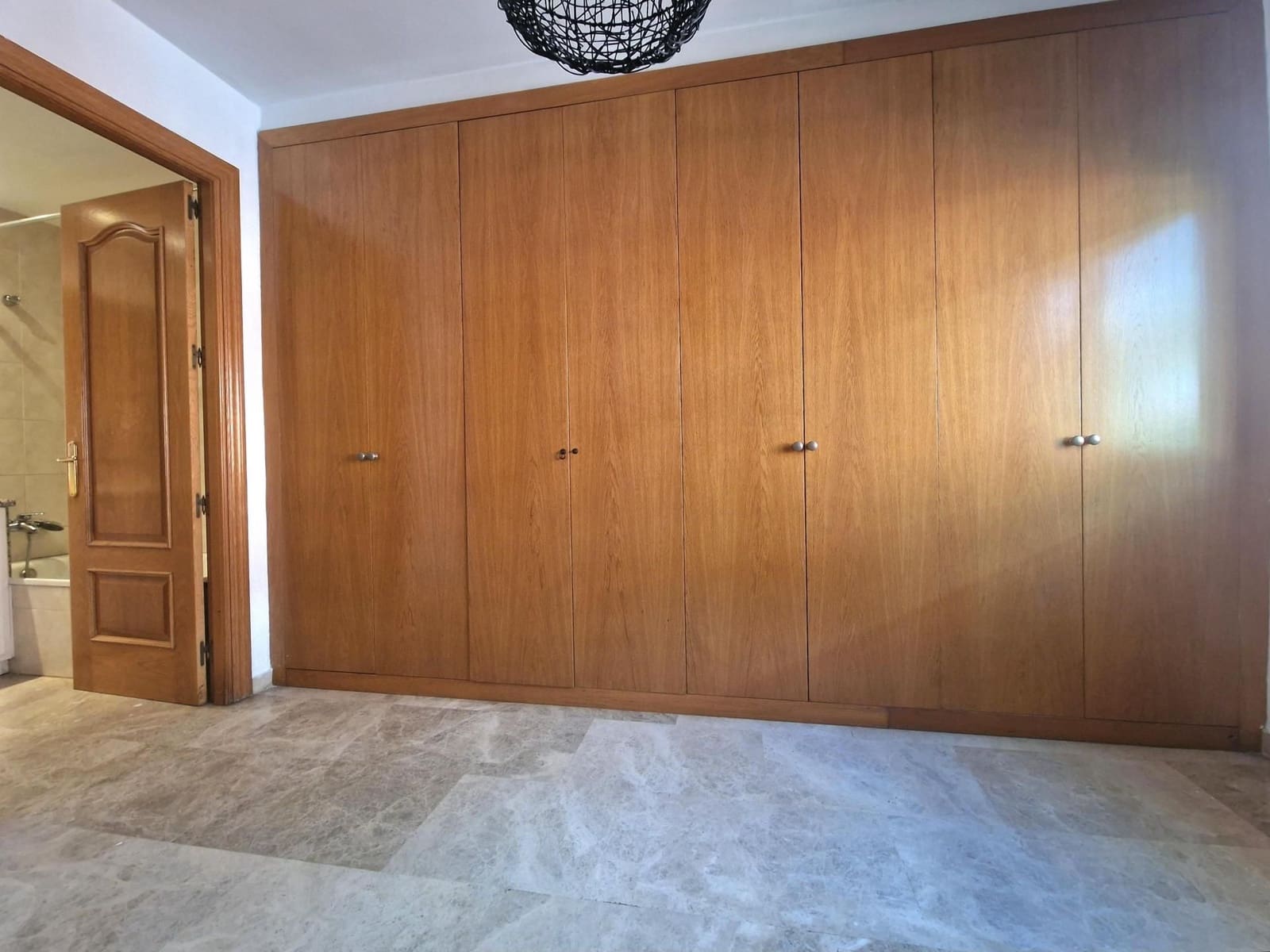 5 bedroom Penthouse for rent in Sant Cugat del Valles with pool garage - € 1,990 (Ref: 9451389)