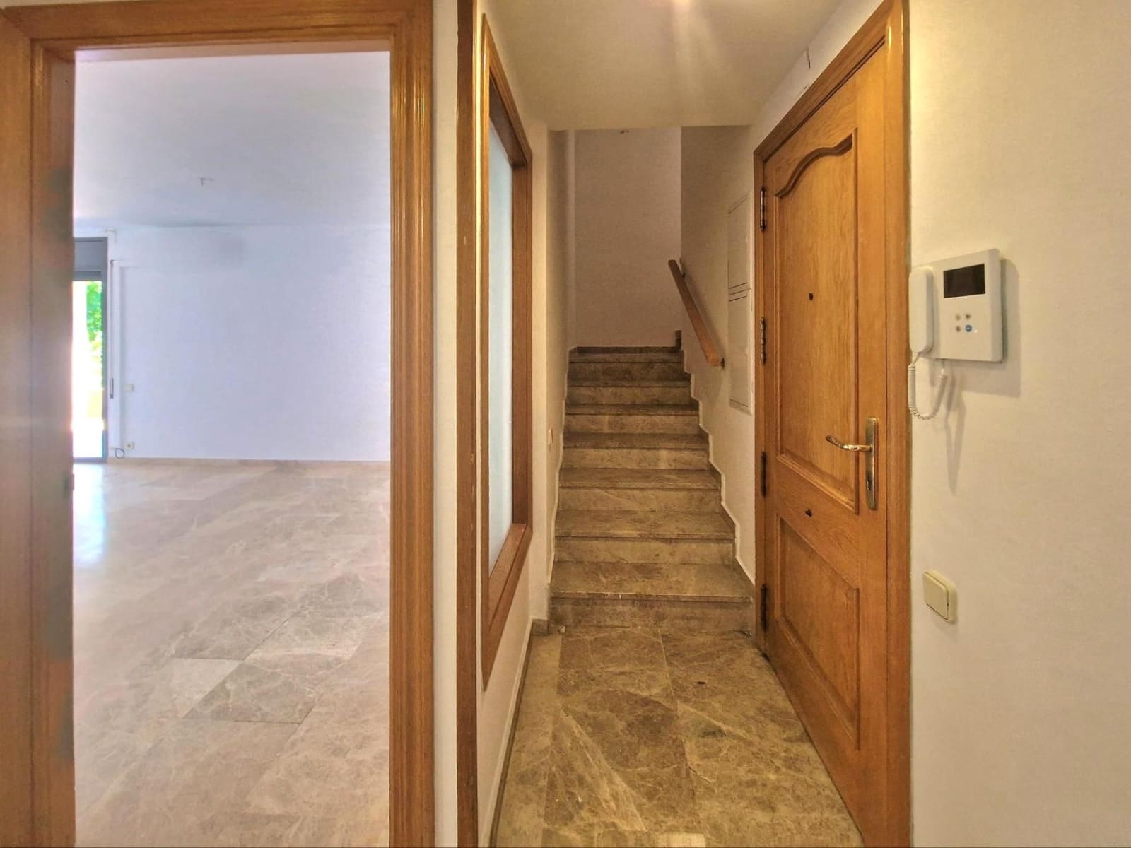 5 bedroom Penthouse for rent in Sant Cugat del Valles with pool garage - € 1,990 (Ref: 9451389)