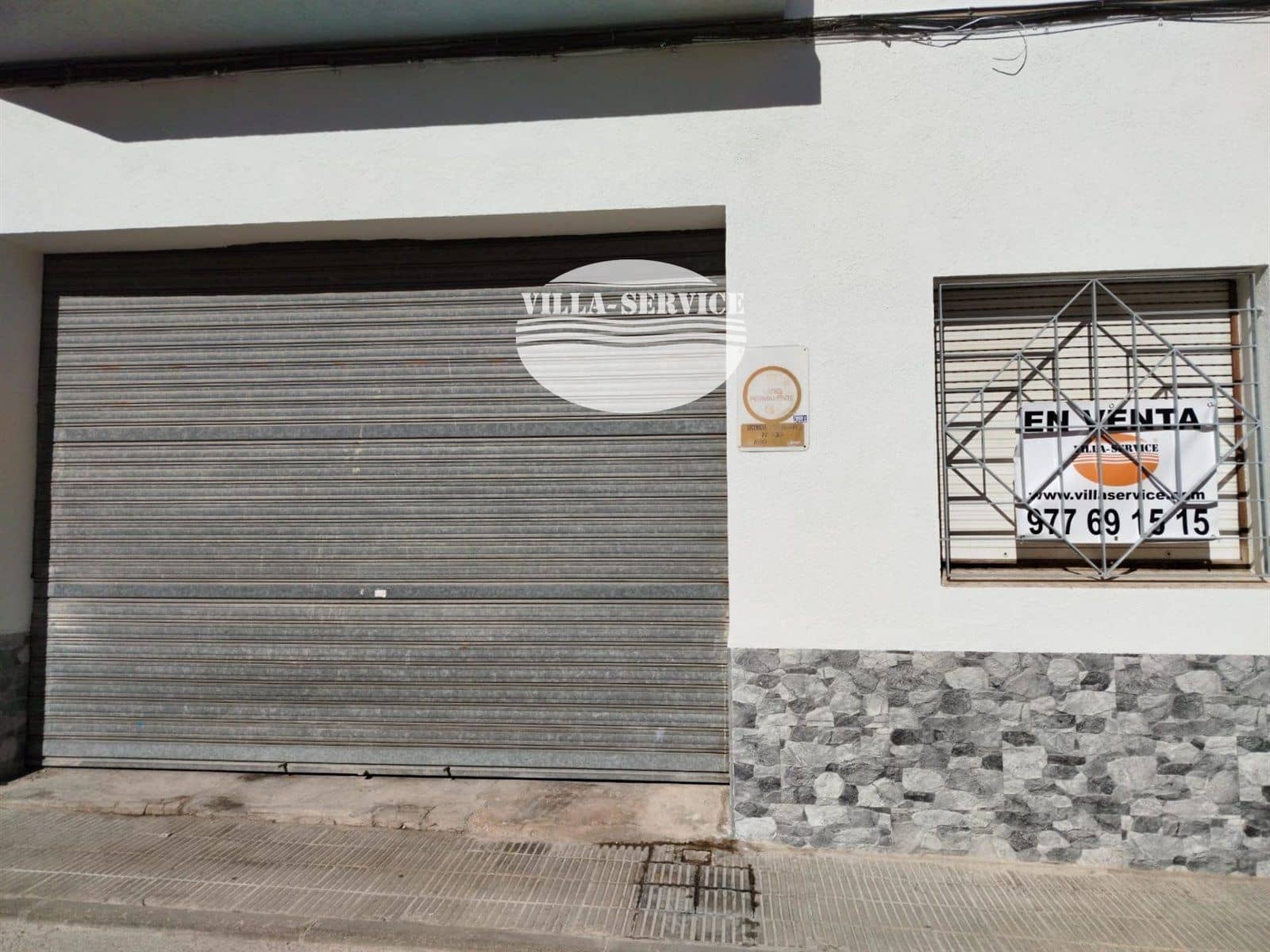 Commercial for sale in Calafell with garage - € 110,000 (Ref: 10163201)