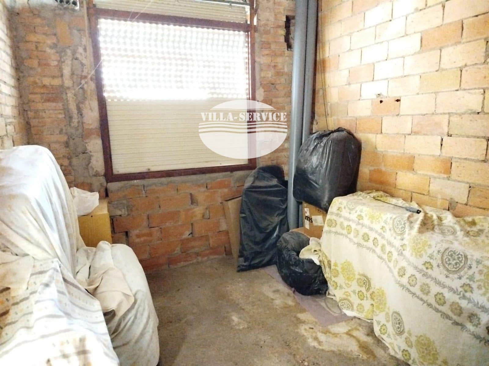 Commercial for sale in Calafell with garage - € 110,000 (Ref: 10163201)