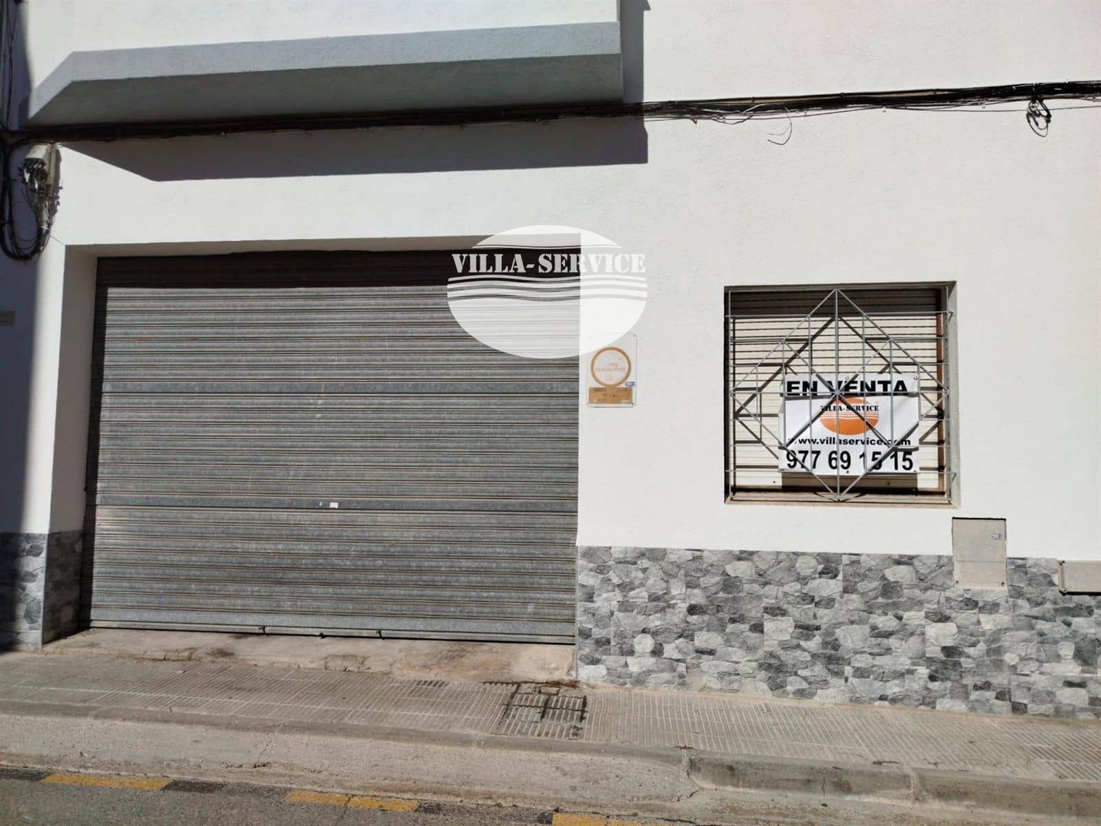 Commercial for sale in Calafell with garage - € 110,000 (Ref: 10163201)