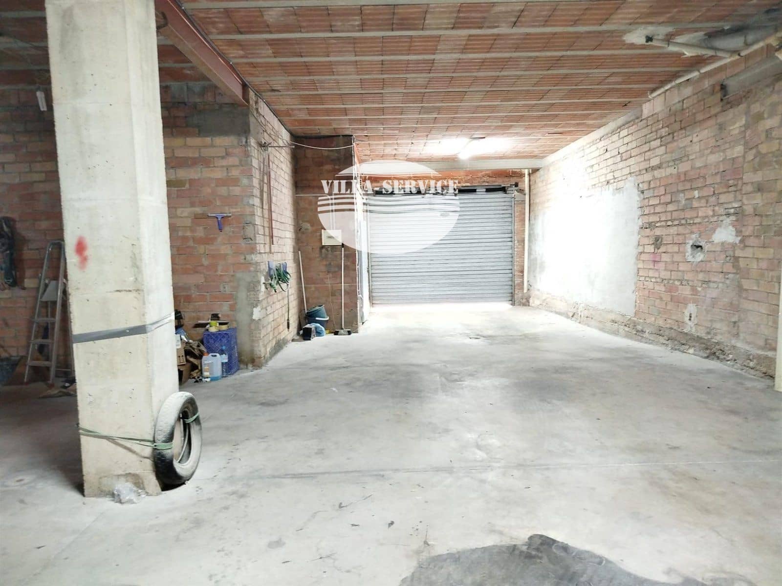 Commercial for sale in Calafell with garage - € 110,000 (Ref: 10163201)