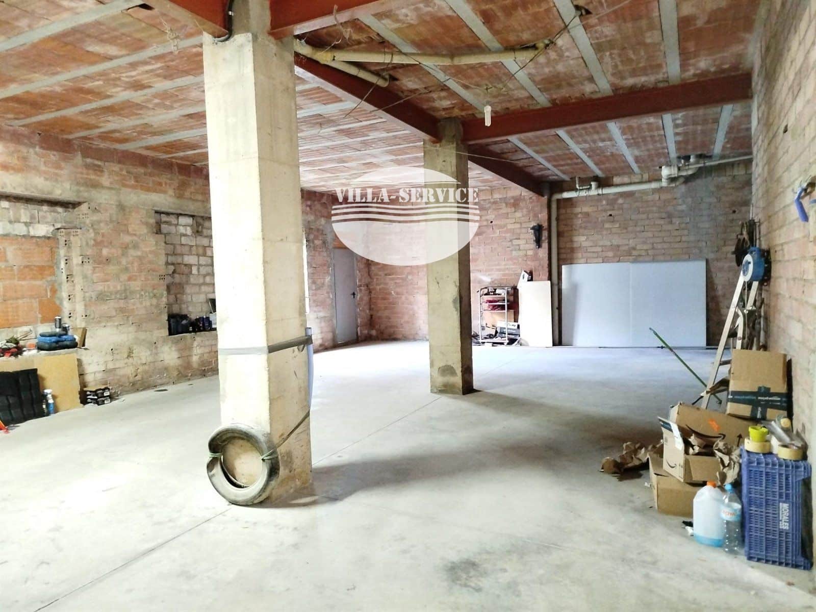 Commercial for sale in Calafell with garage - € 110,000 (Ref: 10163201)