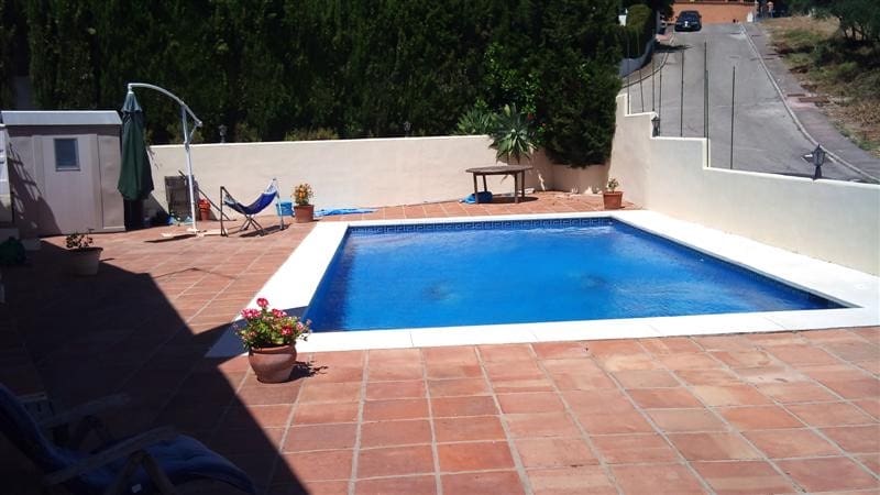 3 camera da letto Villa in vendita in La Duquesa / Puerto de la Duquesa con piscina garage - 575.000 € (Rif: 10125157)