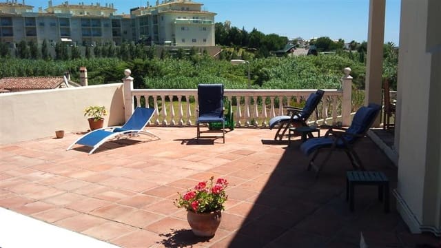 3 camera da letto Villa in vendita in La Duquesa / Puerto de la Duquesa, Manilva con piscina garage - 575.000 € (Rif: 10125157)