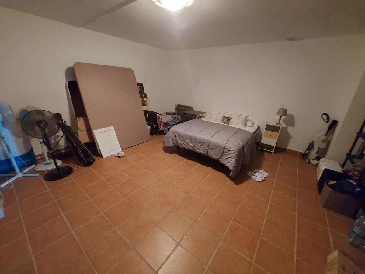Casa de 2 habitaciones en La Duquesa / Puerto de la Duquesa en venta con piscina garaje - 340.000 € (Ref: 10125168)