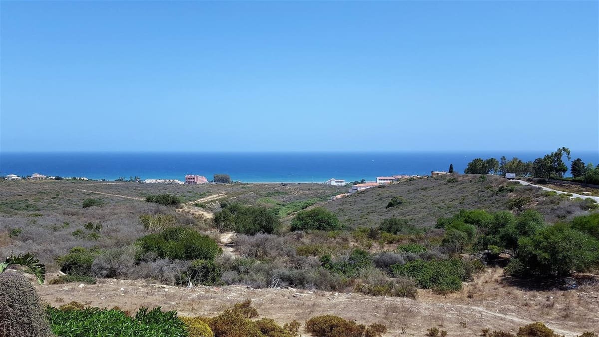 9 quarto Moradia para venda em La Duquesa / Puerto de la Duquesa com piscina garagem - 795 000 € (Ref: 10125169)