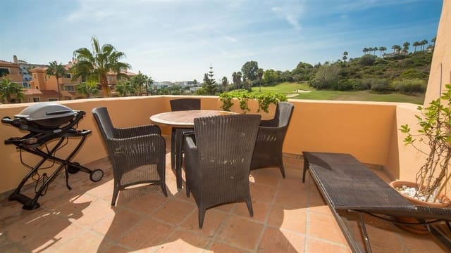 2 quarto Penthouse para venda em La Duquesa / Puerto de la Duquesa, Manilva com piscina garagem - 375 000 € (Ref: 10125171)