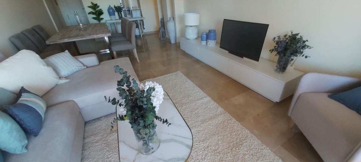 2 makuuhuone Huoneisto myytävänä paikassa La Duquesa / Puerto de la Duquesa mukana uima-altaan 
autotalli - 269 000 € (Ref: 10125186)