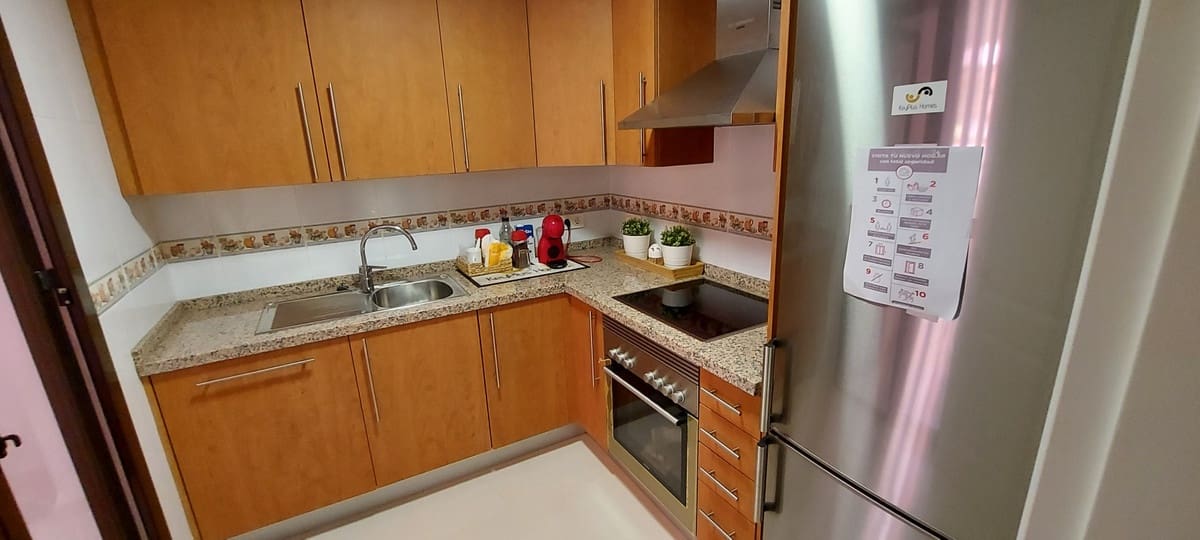 2 makuuhuone Huoneisto myytävänä paikassa La Duquesa / Puerto de la Duquesa mukana uima-altaan 
autotalli - 269 000 € (Ref: 10125186)