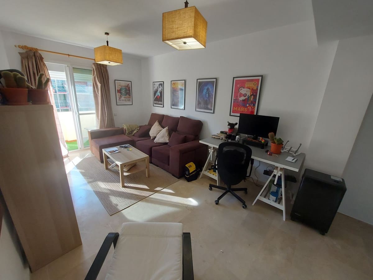 2 soveværelse Lejlighed til salg i La Duquesa / Puerto de la Duquesa med swimmingpool garage - € 220.000 (Ref: 10125194)