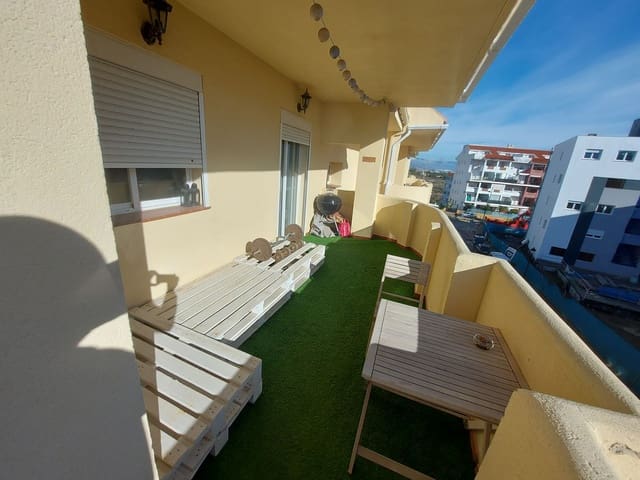 2 quarto Apartamento para venda em La Duquesa / Puerto de la Duquesa, Manilva com piscina garagem - 220 000 € (Ref: 10125194)