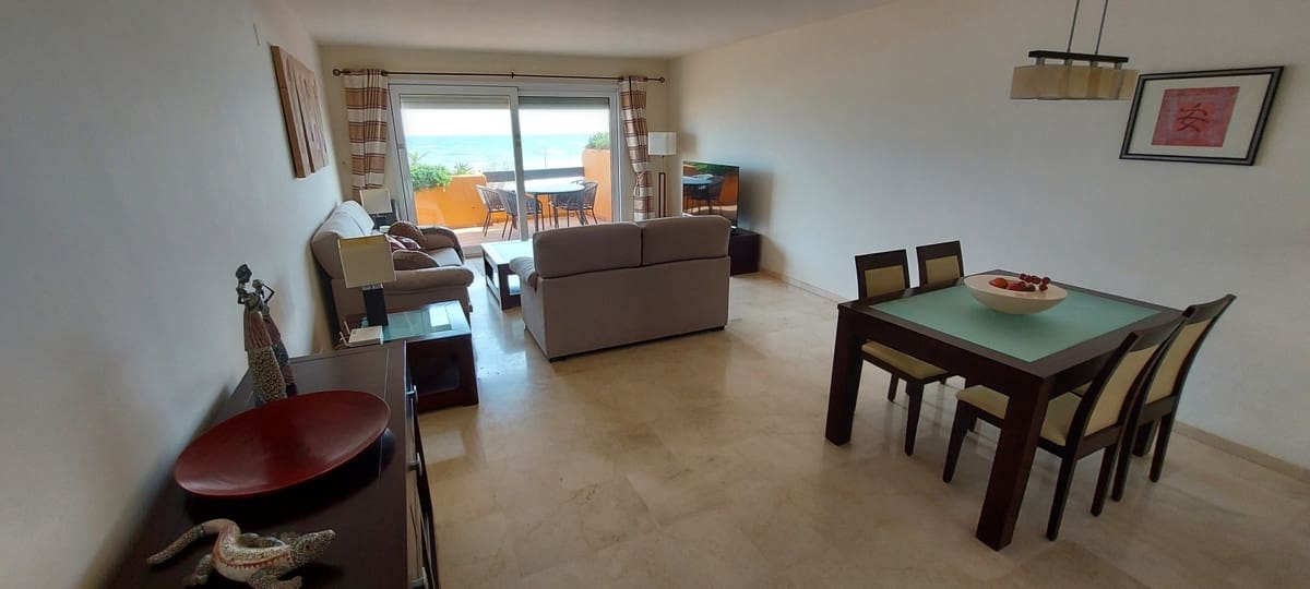2 slaapkamer Appartement te koop in La Duquesa / Puerto de la Duquesa met zwembad garage - € 595.000 (Ref: 10125195)