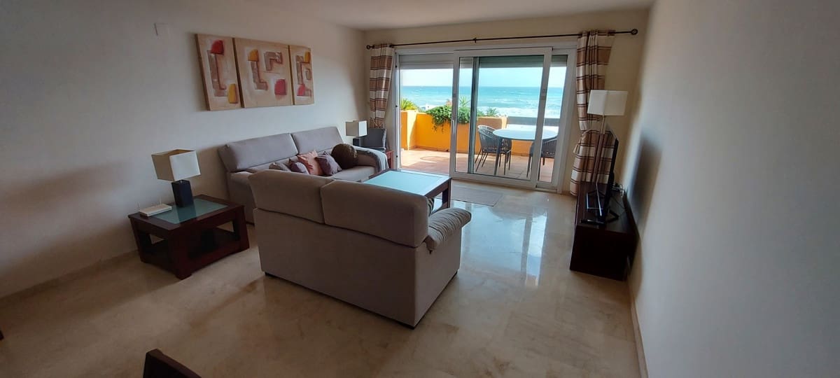 2 slaapkamer Appartement te koop in La Duquesa / Puerto de la Duquesa met zwembad garage - € 595.000 (Ref: 10125195)