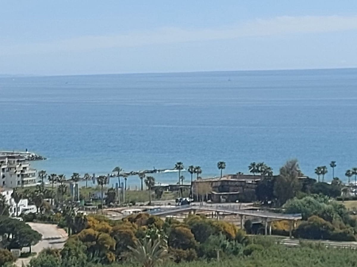2 soveværelse Penthouse til salg i La Duquesa / Puerto de la Duquesa med swimmingpool garage - € 299.000 (Ref: 10125202)