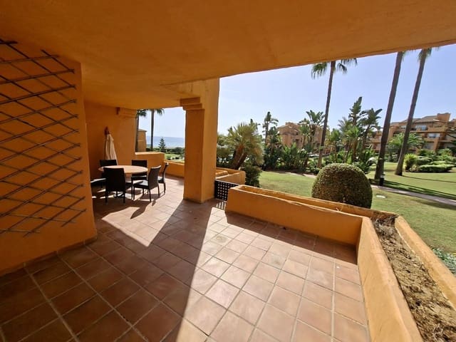2 Zimmer Apartment zu verkaufen in La Duquesa / Puerto de la Duquesa, Manilva mit Pool Garage - 620.000 € (Ref: 10125212)