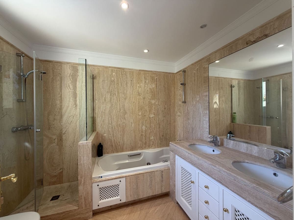 3 camera da letto Appartamento in vendita in Bahia de Casares con piscina garage - 549.000 € (Rif: 10134873)