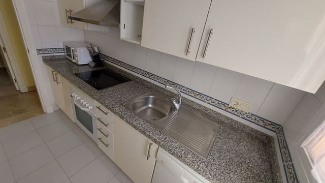 2 soveværelse Penthouse til salg i La Duquesa / Puerto de la Duquesa, Manilva med swimmingpool garage - € 249.950 (Ref: 10136426)