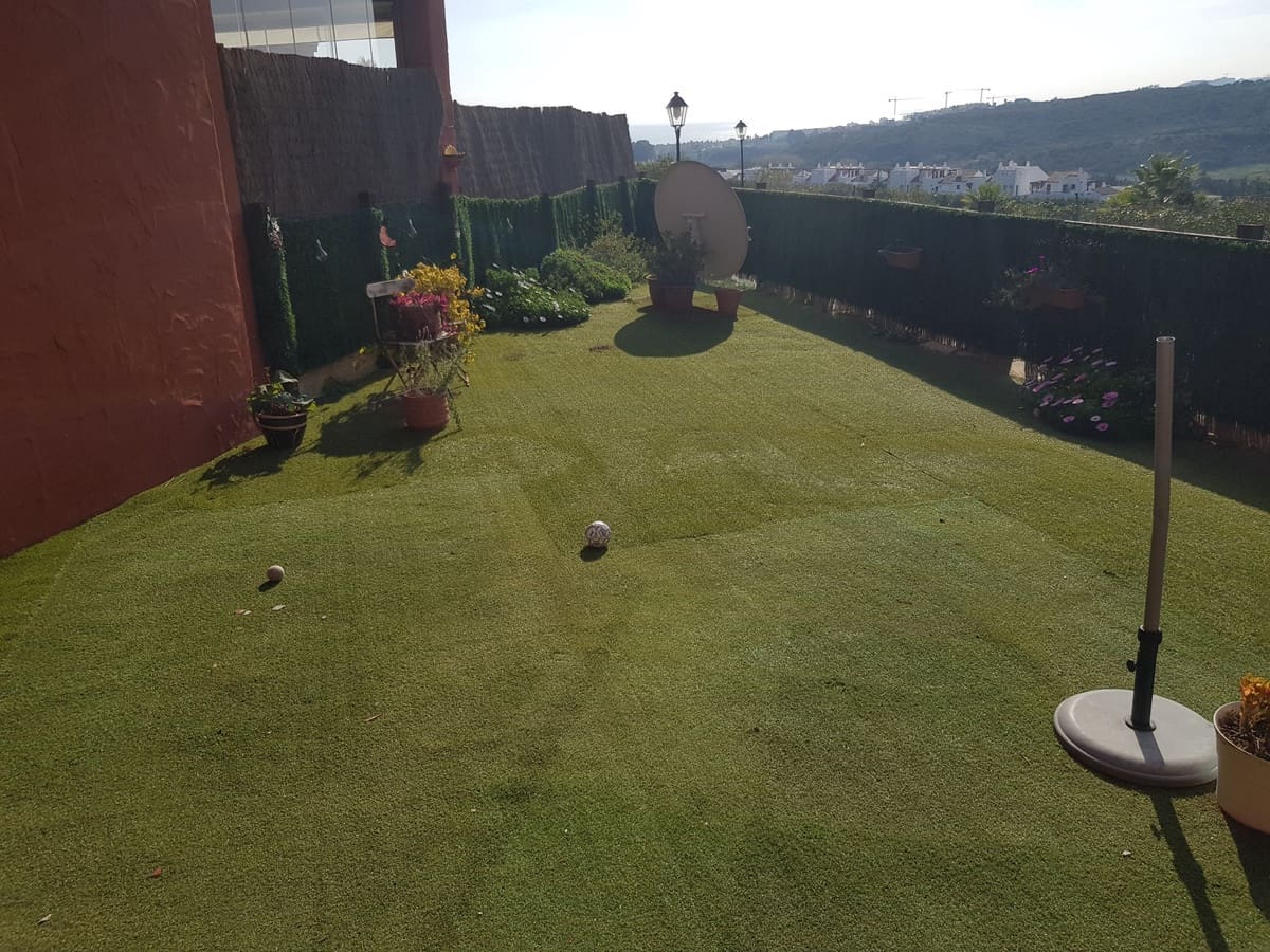 3 slaapkamer Appartement te koop in Bahia de Casares met zwembad garage - € 375.000 (Ref: 10144762)